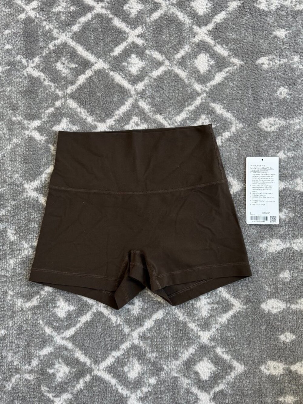 Lululemon Align No Line HR Short 4", Size 8 - Picture 5 of 9